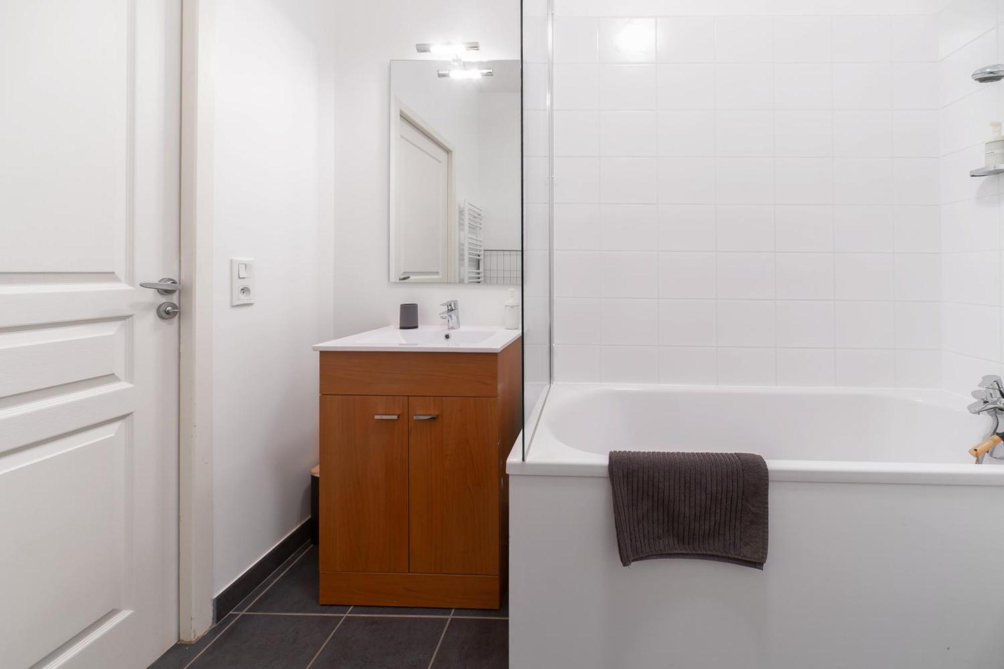 Le Brit - Grand Appartement Design, 3 Chambres, Centre Ville Vichy Bagian luar foto
