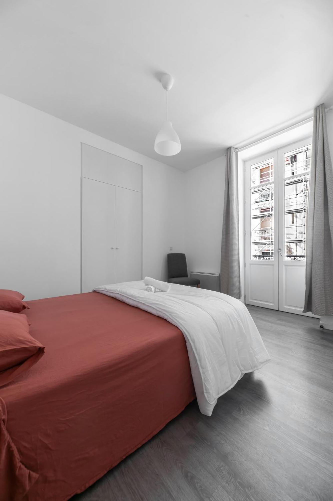 Le Brit - Grand Appartement Design, 3 Chambres, Centre Ville Vichy Bagian luar foto